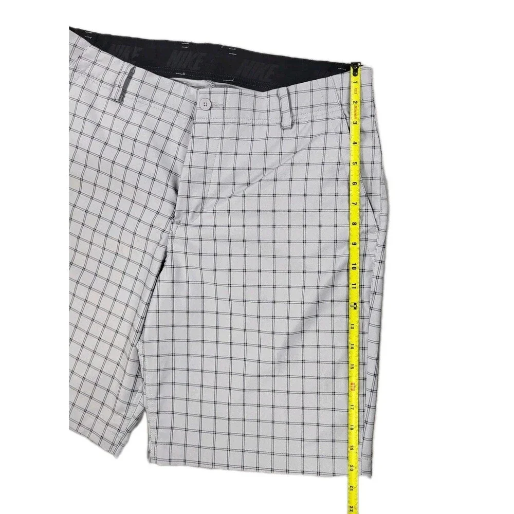 Nike Golf Men's Dri-FIT Wolf Grey Windowpane Plaid Flat Front Chino Shorts